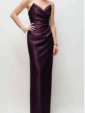 Alfred Sung Rebecca Strapless Satin column Gown in Deep Plum, 10R